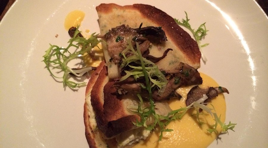 Hen of the Wood signature dishes Hen of the Wood Signature DishWood-Grilled Hen with Foraged Mushrooms
﻿﻿﻿﻿